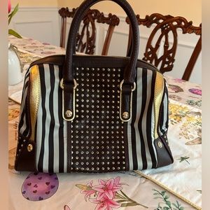 Henri Bendel Purse